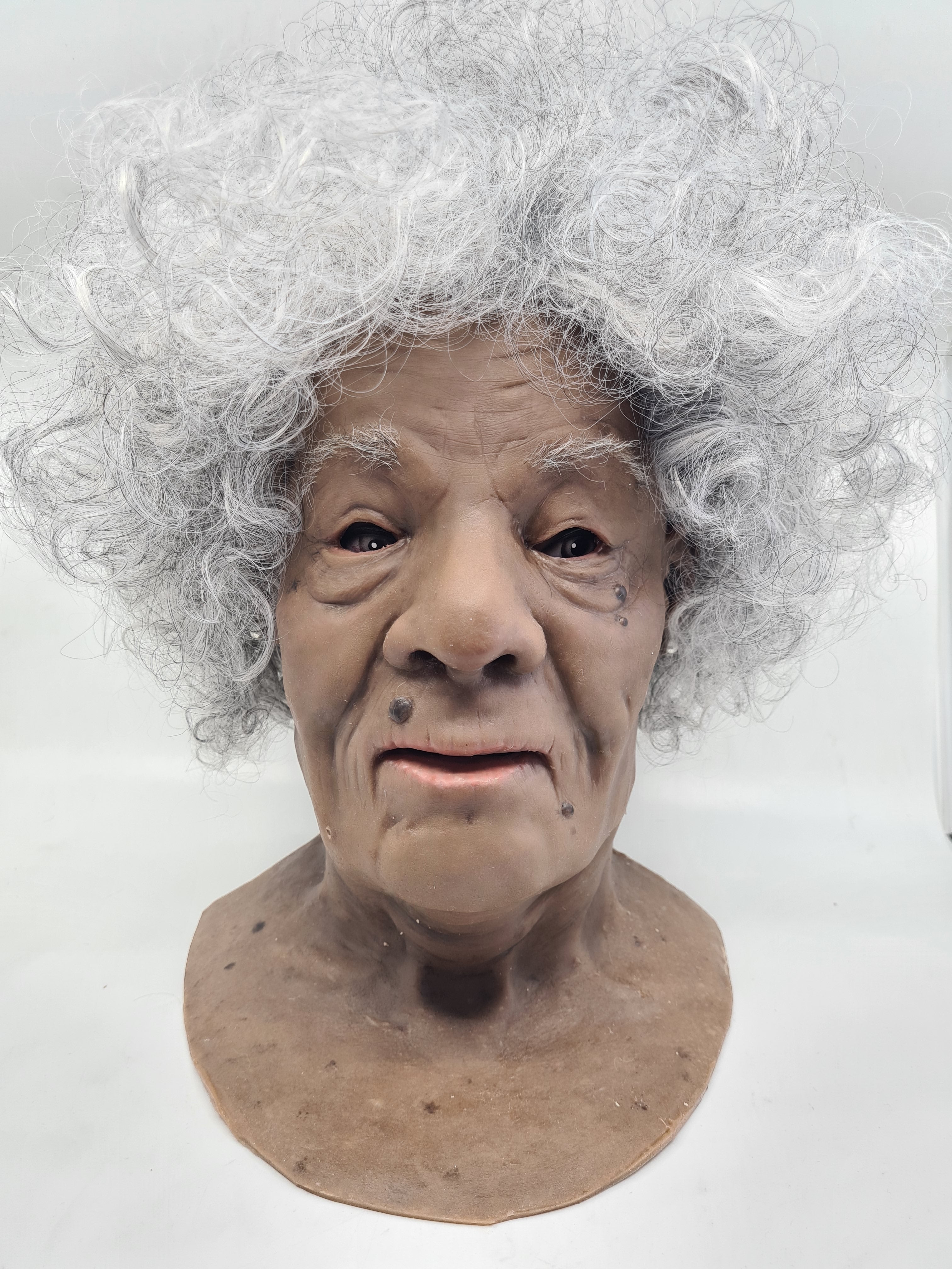 SIM - Facial overlay Female package