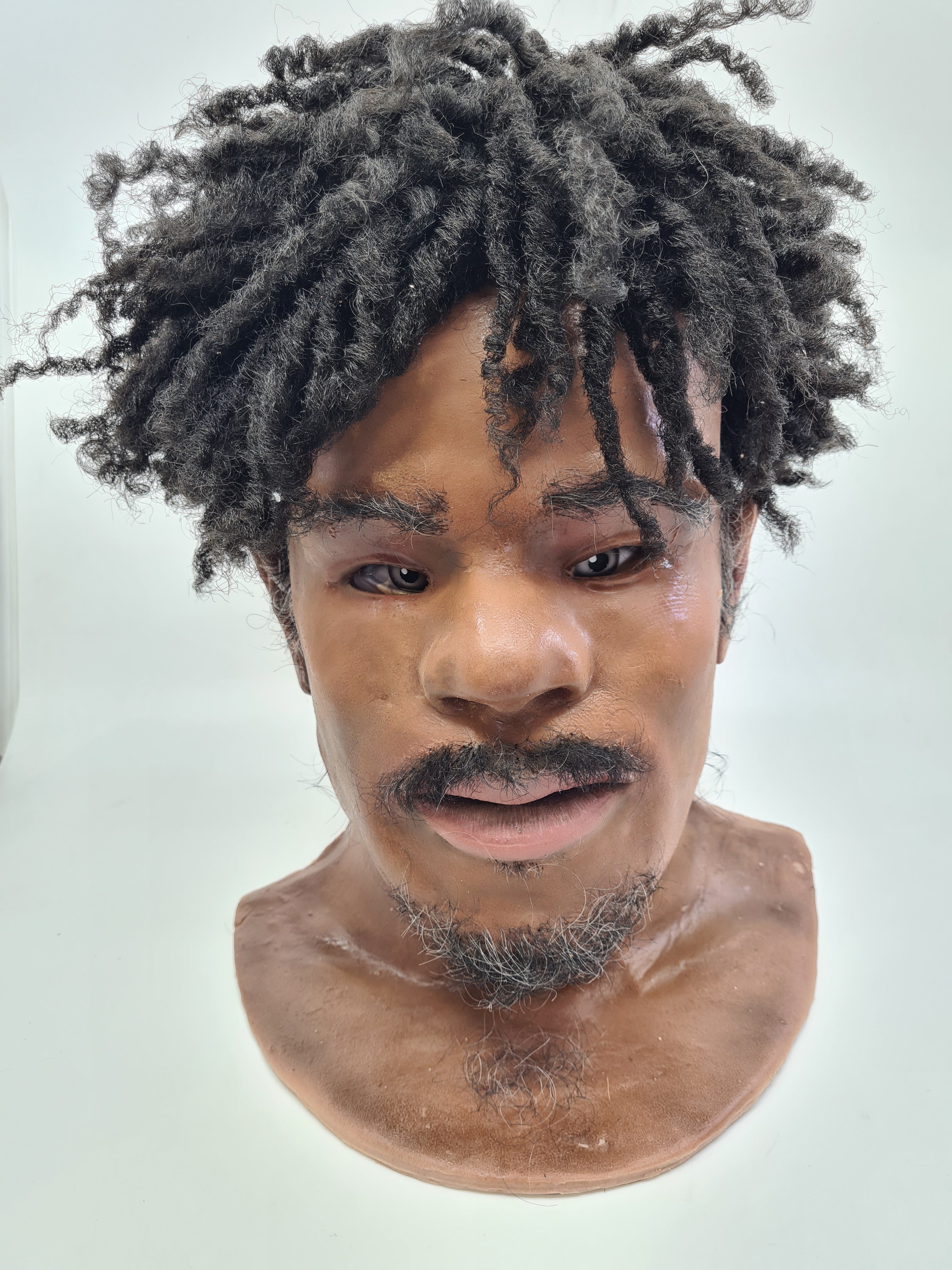 SIM - Facial overlay Male package