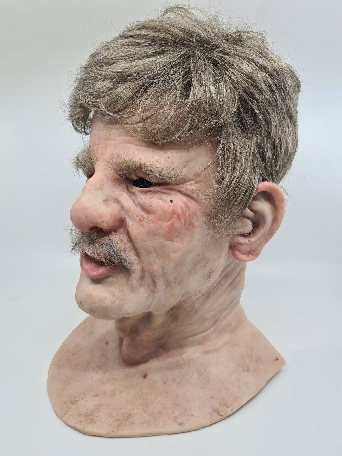 MM322 Arnold Wipers- SimMan Facial Overlay
