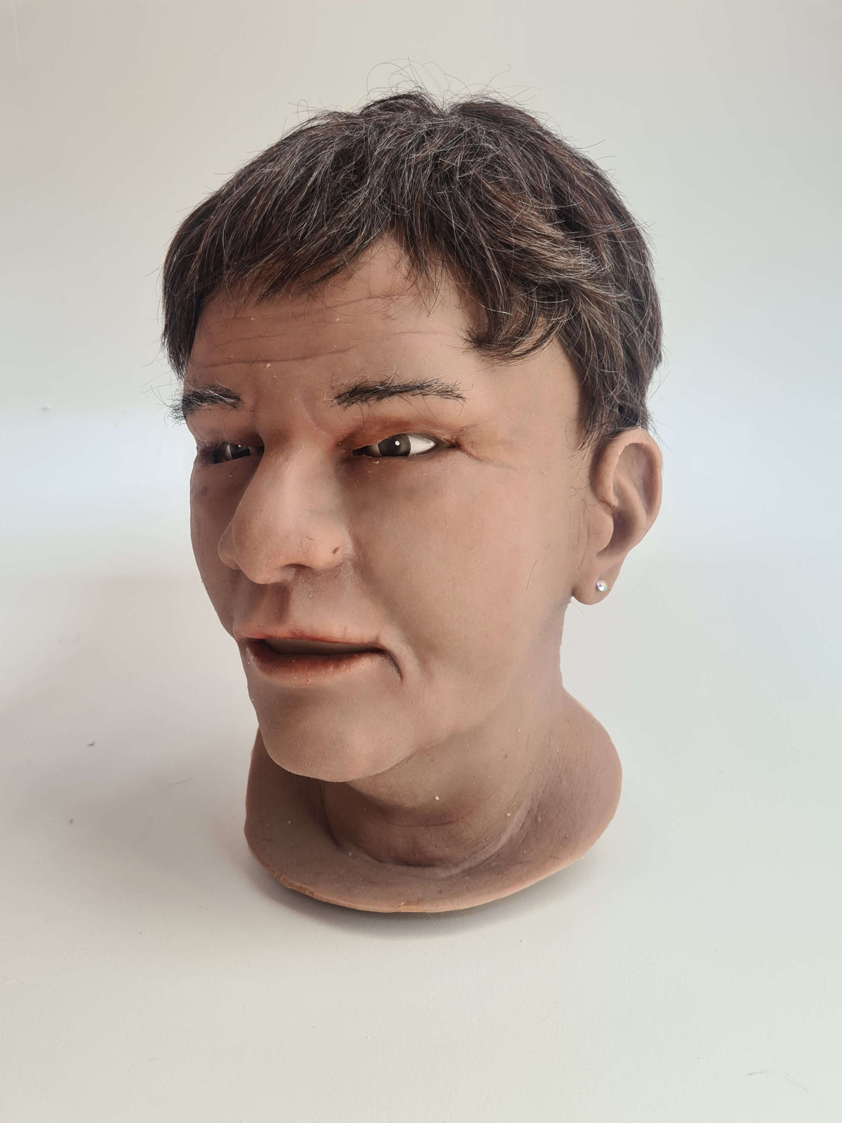 MNU531 Paola - Nursing Anne Facial Overlay