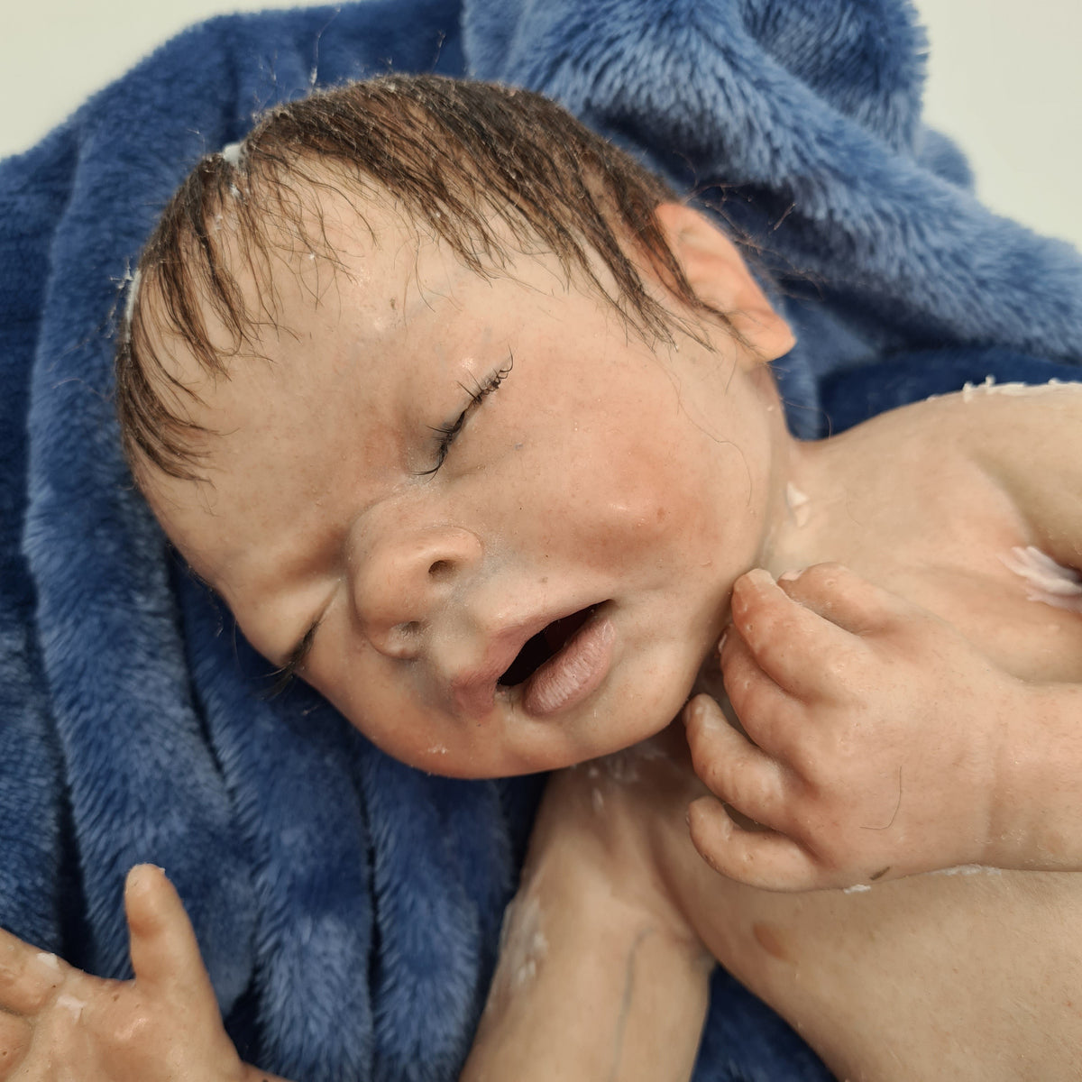 Baby Aiden - Birthing baby