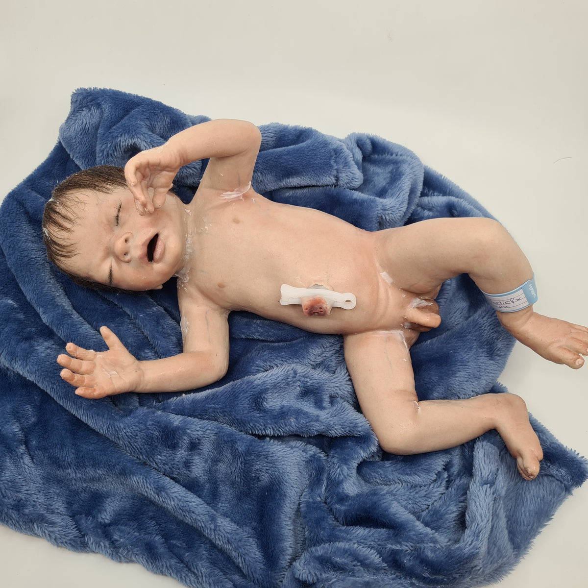 MO870 Baby Aiden- Birthing